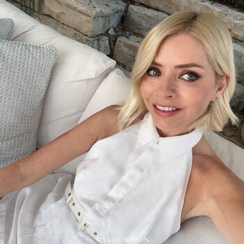 Full leaked Holly willoughby private onlyfans photo