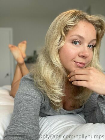 Full leaked Hollyhumps private onlyfans photo