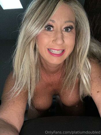 HotMom