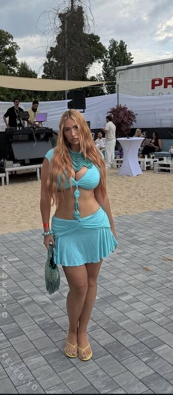 Full leaked Hrvaaticaa private onlyfans photo
