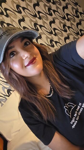 Hyraldia