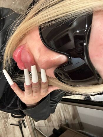 Full leaked Hystricangl private onlyfans photo