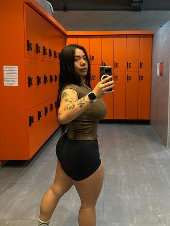Full leaked Iamchihuchakbo private onlyfans photo