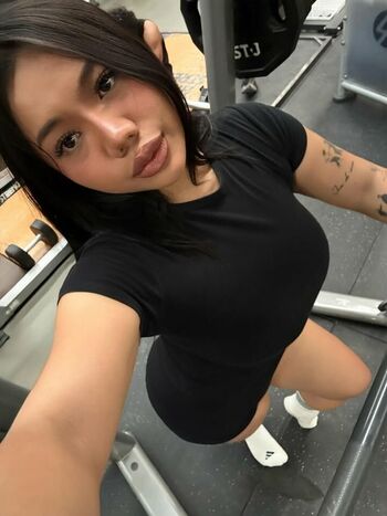 Full leaked Iamchihuchakbo private onlyfans photo