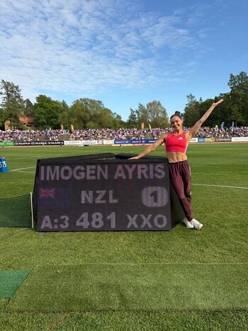 İmogen Ayris