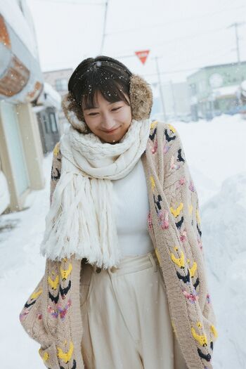 Ina Enohara 榎原依那