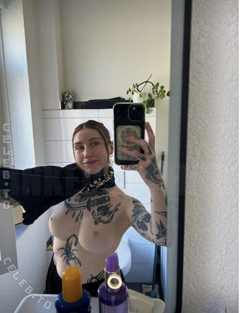 InkedSophiie