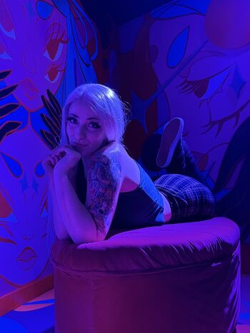 Full leaked Ipeachysweet private onlyfans photo