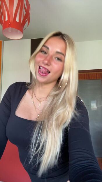 Full leaked Iris vallaranii private onlyfans photo