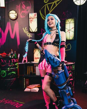 Isabela Tiemi