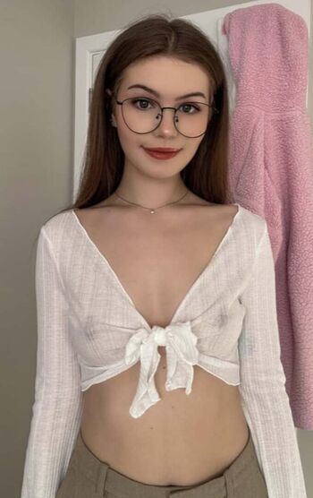 Full leaked Isla ellie private onlyfans photo