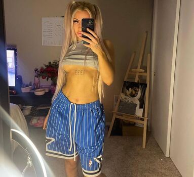 Full leaked Issaitalia private onlyfans photo
