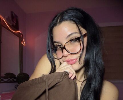 Full leaked Itssmaribaby private onlyfans photo
