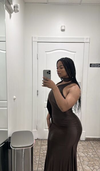 Full leaked Itzmelanin private onlyfans photo