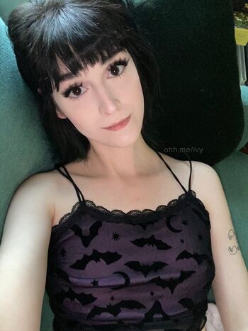 Full leaked Ivy aura private onlyfans photo