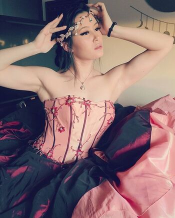 jackiee_elana_chan