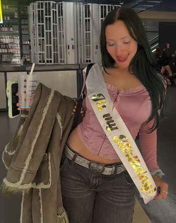 Jamie Lou Stenzel
