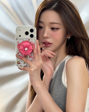 Jang Won-young