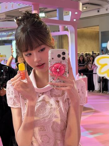 Jang Won-young
