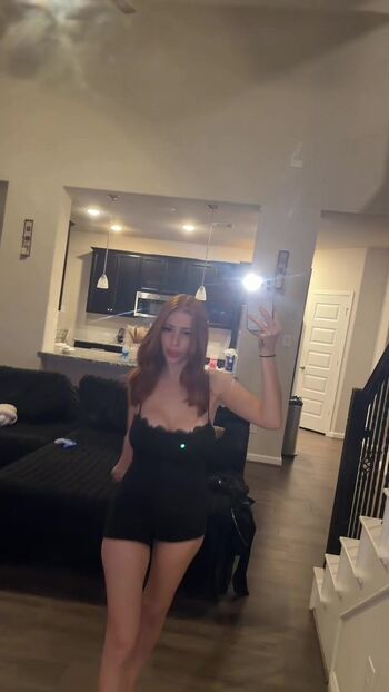 Full leaked Almondmilkhunni/ private onlyfans photo