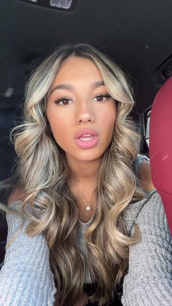 jasmine_enriquez