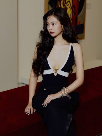 Jennie | BLΛƆKPIИK
