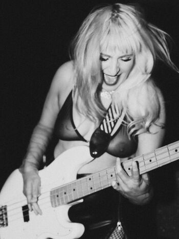 Jessica Louise Dye