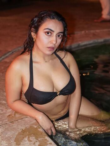 Full leaked Jinal joshi private onlyfans photo