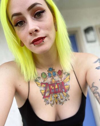 JoJosaysbreee