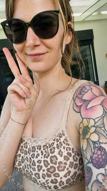 Full leaked Jovlekaline private onlyfans photo