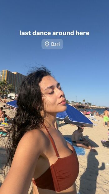 Julia Alvarenga