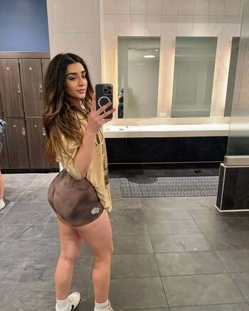Kaitlyn Towell