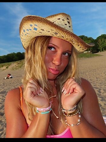 Full leaked Kaleigh kehrwecker page private onlyfans photo