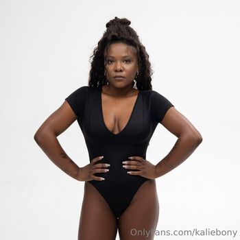Full leaked Kaliebony private onlyfans photo