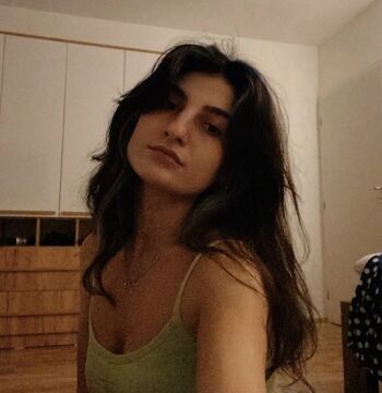 Full leaked Kaltrinajashari private onlyfans photo