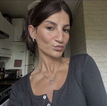Full leaked Kaltrinajashari private onlyfans photo
