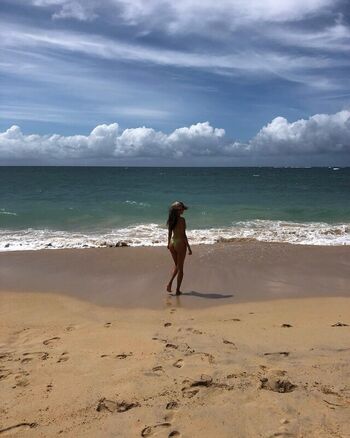 Full leaked Karazwaanstra private onlyfans photo
