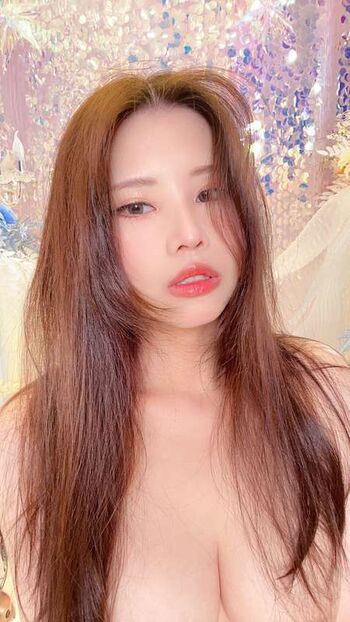 Kaya Huang