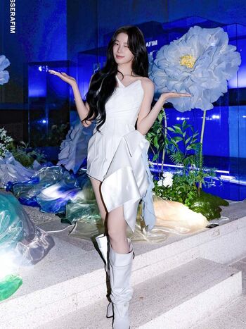 Kazuha Nakamura 中村 一葉