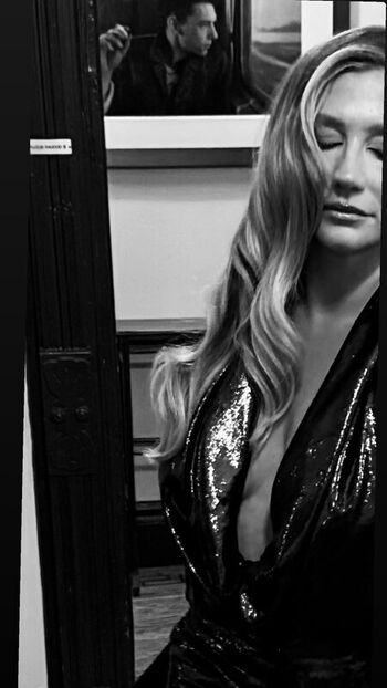 KeshaRose