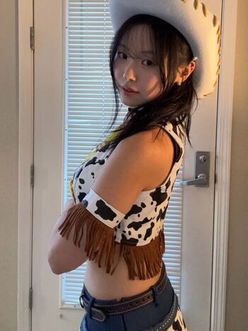 Full leaked Lillyyycarter/ private onlyfans photo