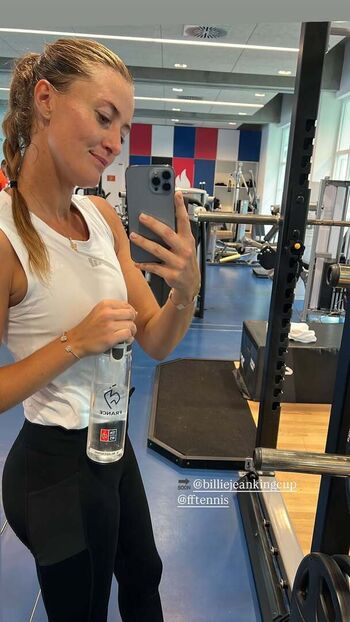Kristina Mladenovic