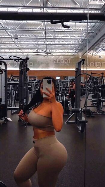 kristine_199_
