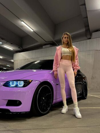 lady_vikki_