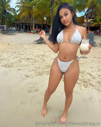 Full leaked Lainiaofficial private onlyfans photo