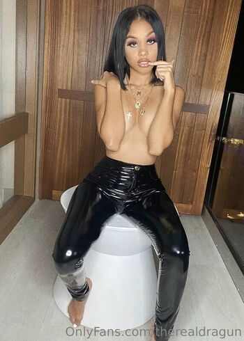 Full leaked Lainiaofficial private onlyfans photo