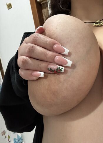 Full leaked Lalenoraaa private onlyfans photo