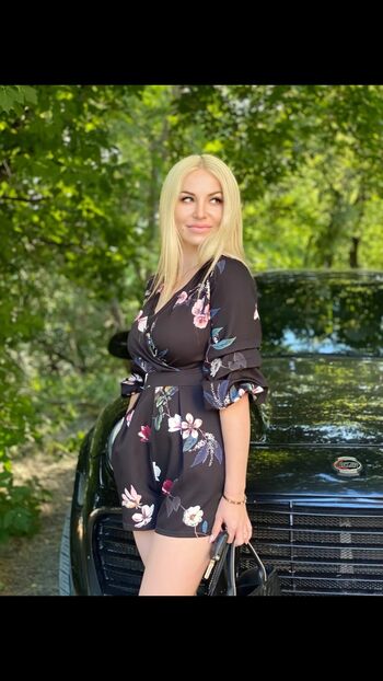 Full leaked Lanueta private onlyfans photo