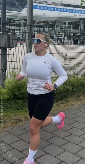 Lara Esser