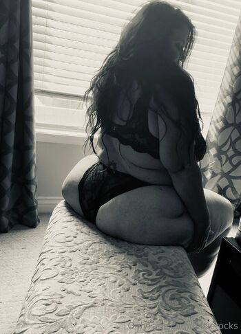Full leaked Lattierocks private onlyfans photo